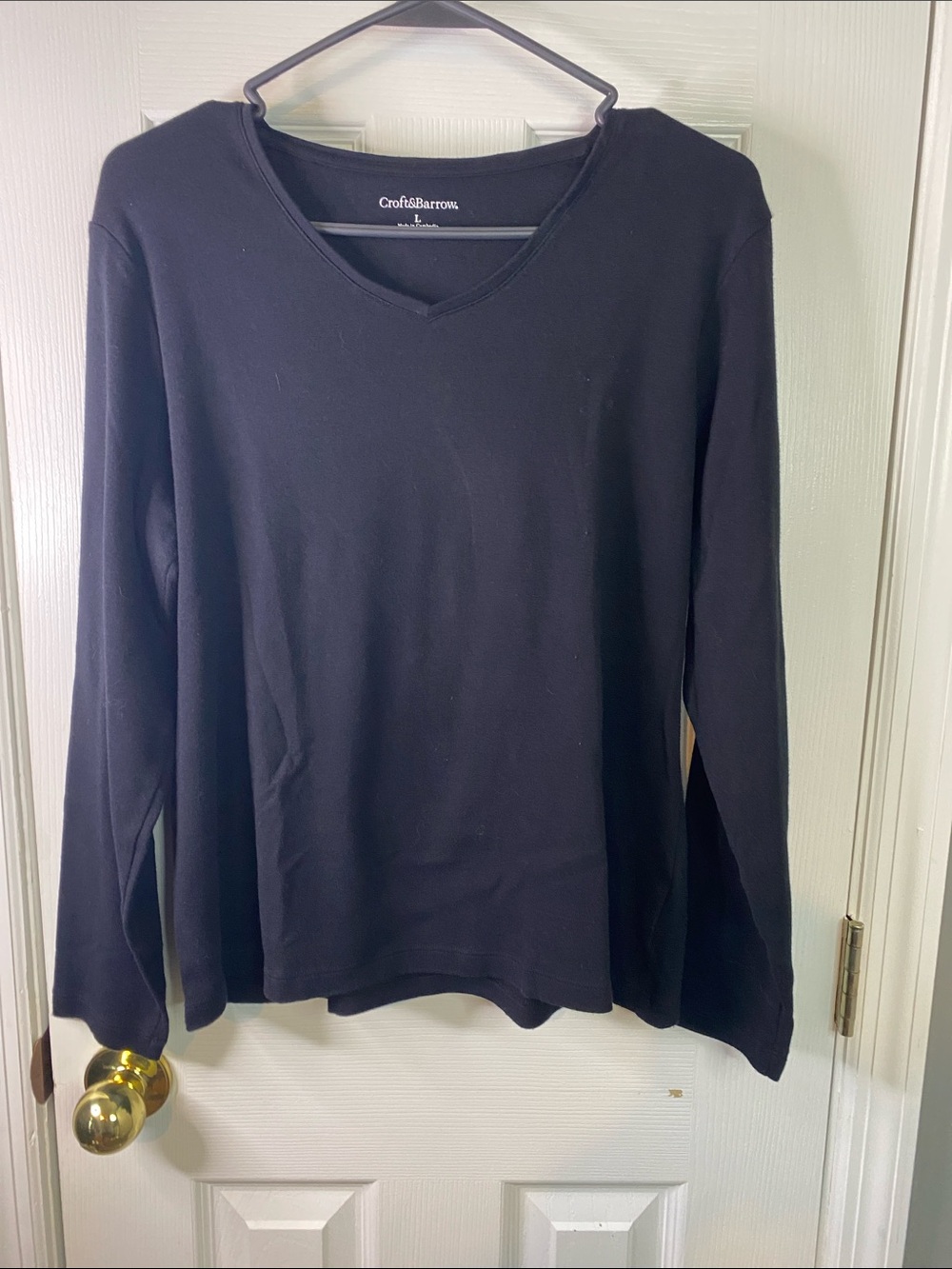 croft & barrow Black V-Neck Long Sleeve Top Size Small.
